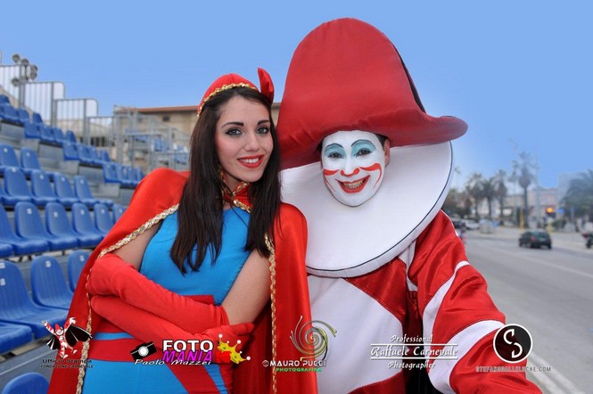 Burlamacco e Ondina, maschere ufficiali del Carnevale di Viareggio