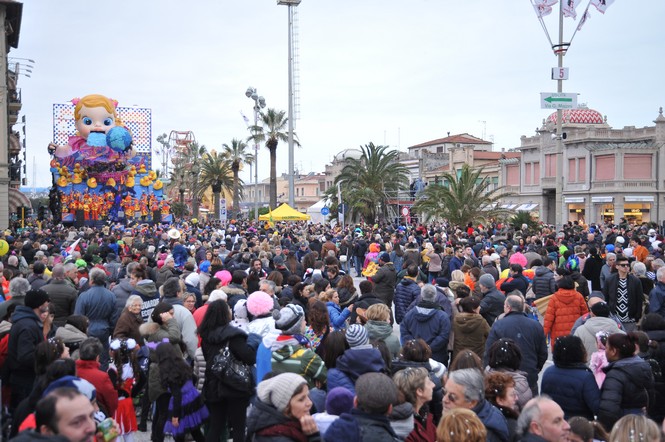 Carnevale di Viareggio in diretta RAI
