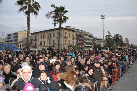 Ingrandisci la foto