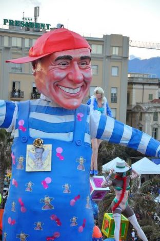 Ingrandisci la foto