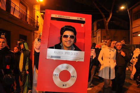 Ingrandisci la foto