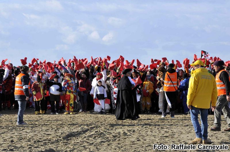Ingrandisci la foto