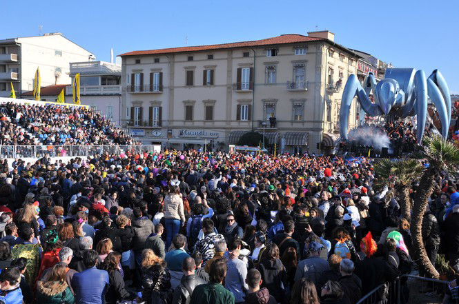 Guarda le foto della galleria 'Secondo corso mascherato (4° parte)'