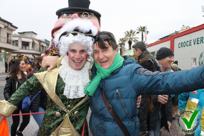 Guarda le foto della galleria 'Coreografie che passione!'