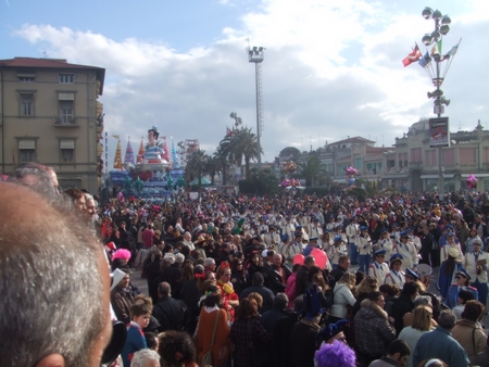 Ingrandisci la foto