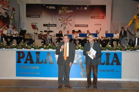 Ingrandisci la foto