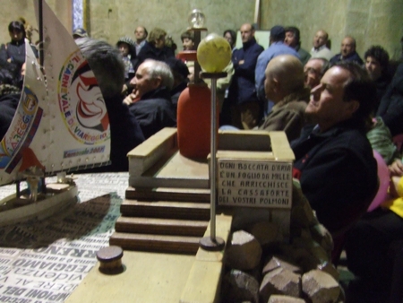 Ingrandisci la foto