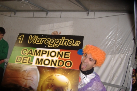 Ingrandisci la foto