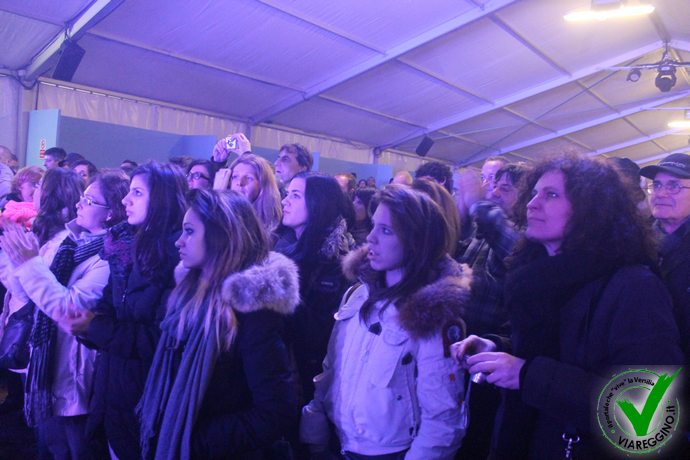 Ingrandisci la foto
