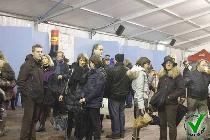 Ingrandisci la foto