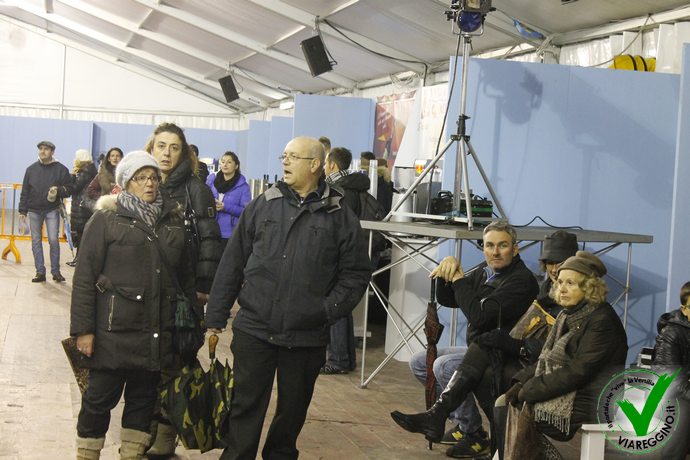Ingrandisci la foto