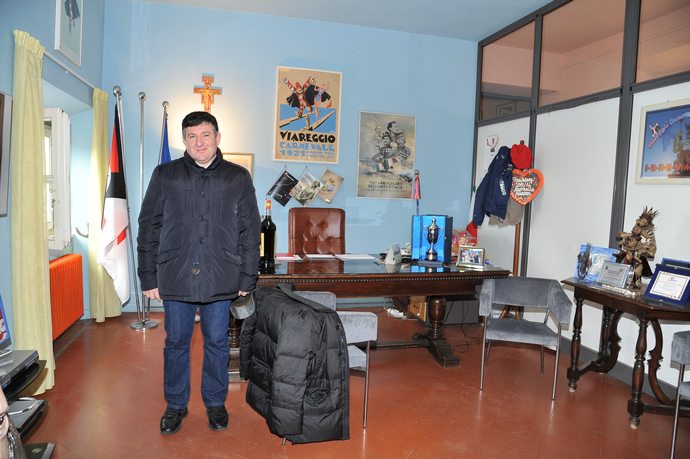 Ingrandisci la foto
