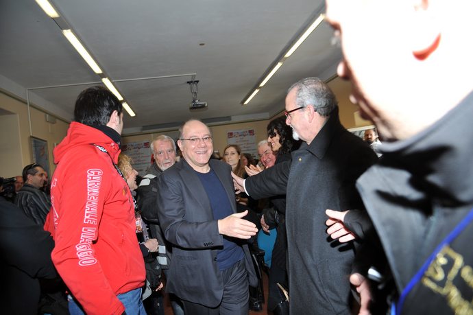 Ingrandisci la foto