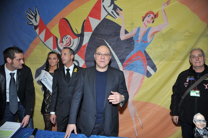 Ingrandisci la foto