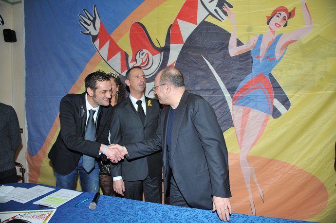 Ingrandisci la foto