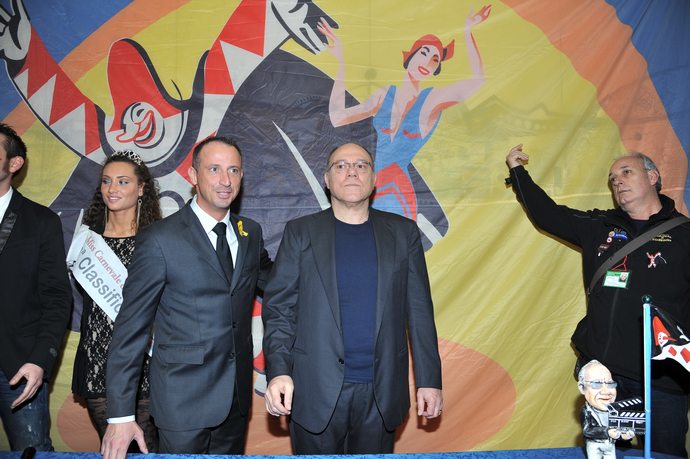 Ingrandisci la foto