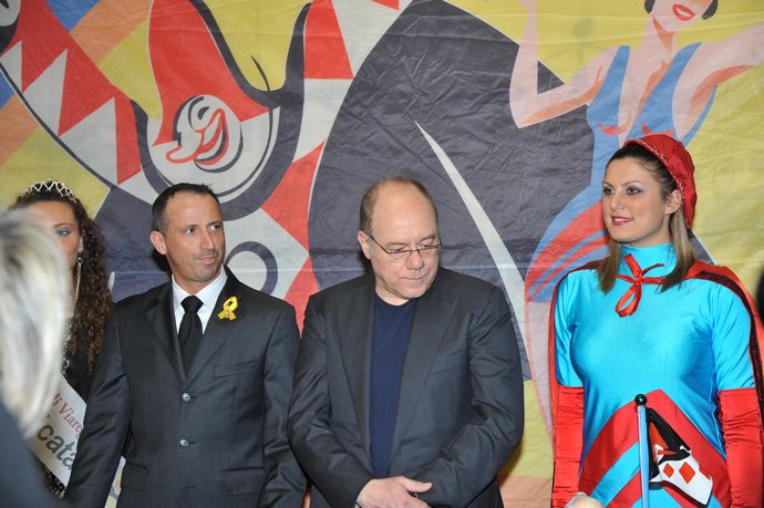 Ingrandisci la foto