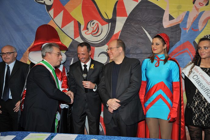 Ingrandisci la foto