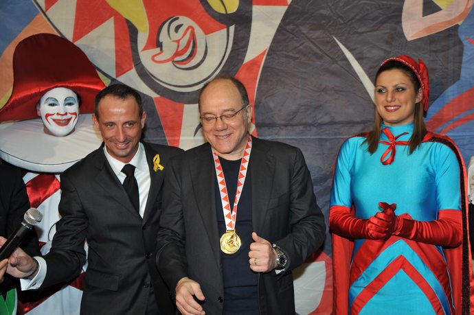 Ingrandisci la foto