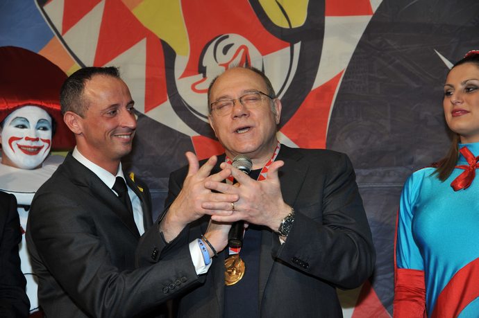 Ingrandisci la foto