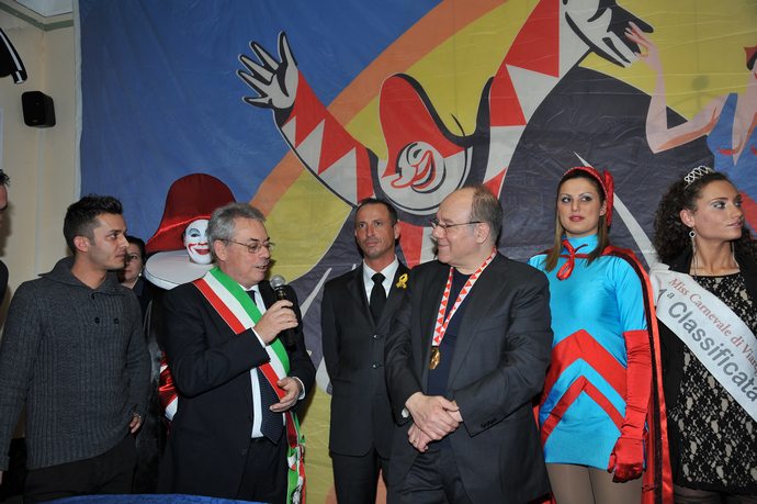 Ingrandisci la foto