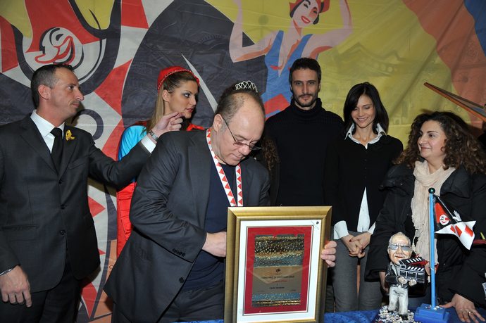 Ingrandisci la foto