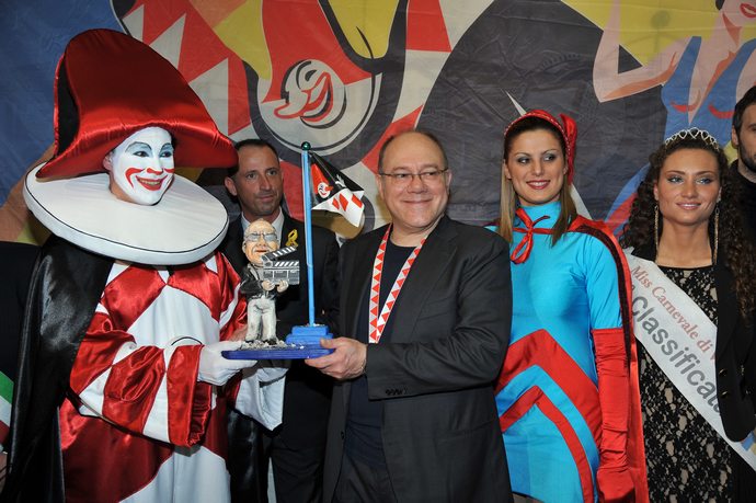 Ingrandisci la foto