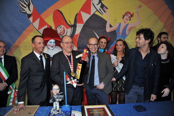 Ingrandisci la foto