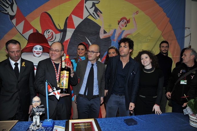 Ingrandisci la foto