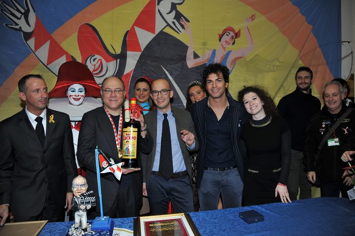 Ingrandisci la foto