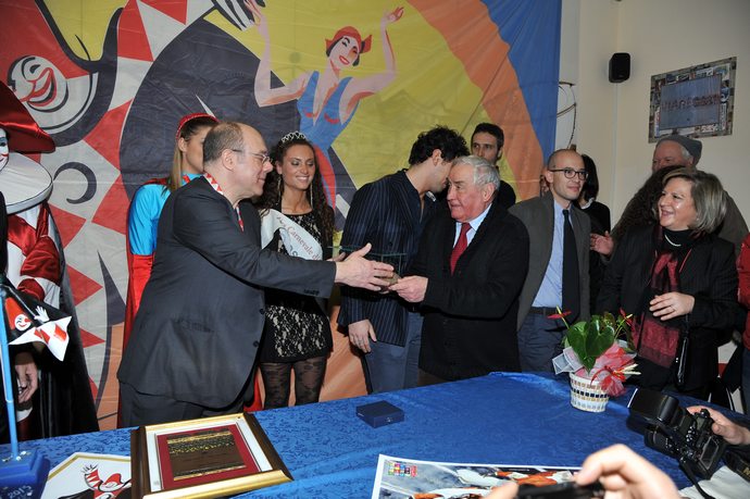 Ingrandisci la foto