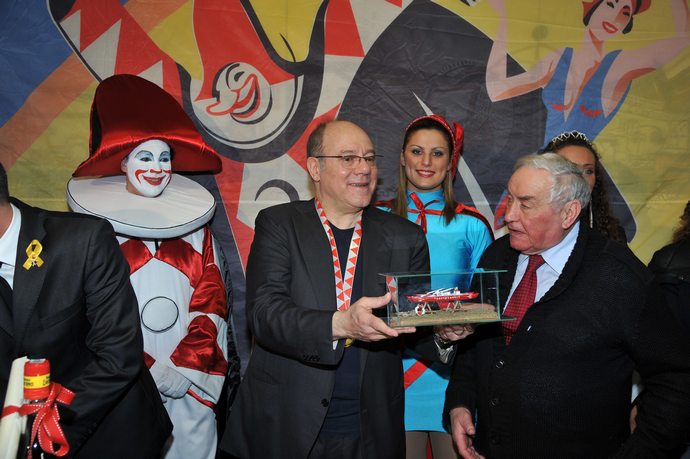 Ingrandisci la foto