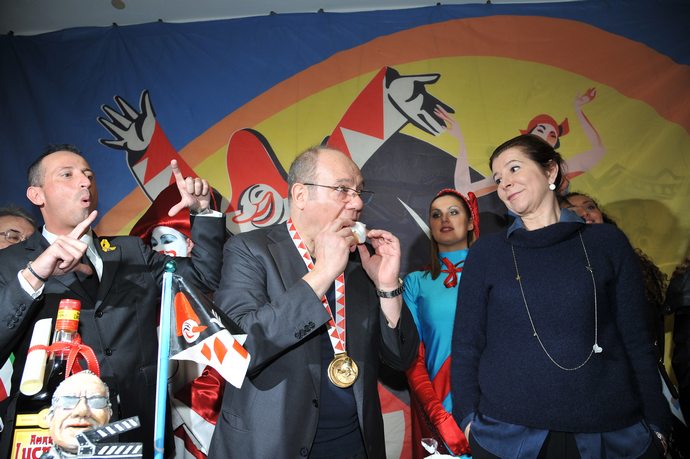 Ingrandisci la foto