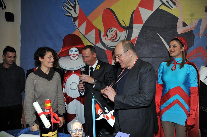 Ingrandisci la foto