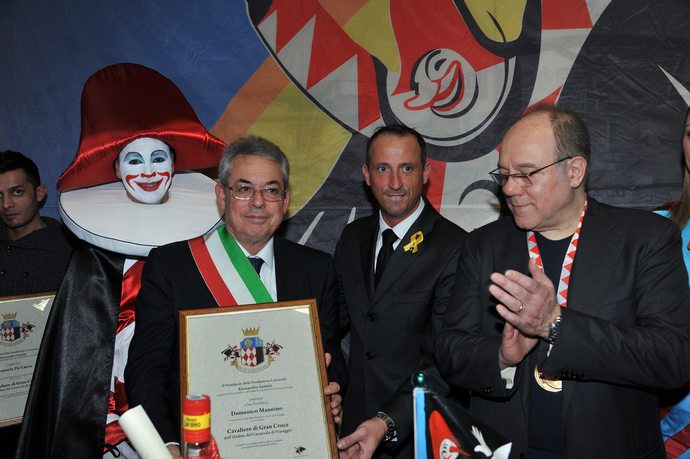 Ingrandisci la foto