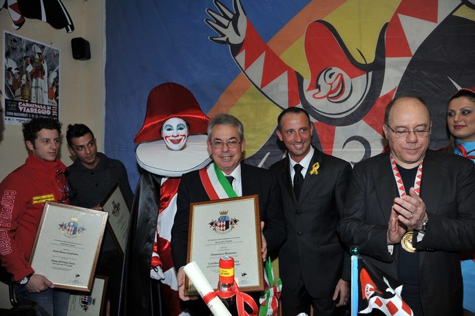 Ingrandisci la foto