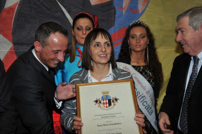 Ingrandisci la foto