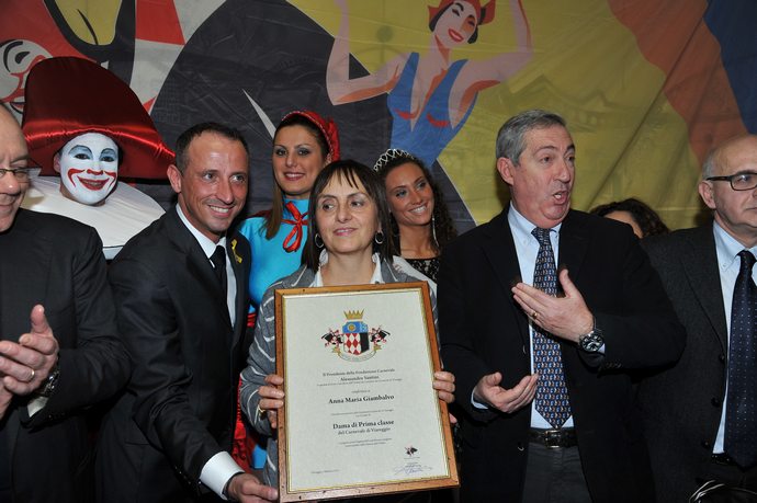 Ingrandisci la foto