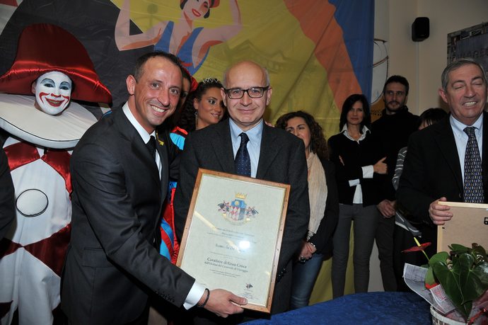 Ingrandisci la foto