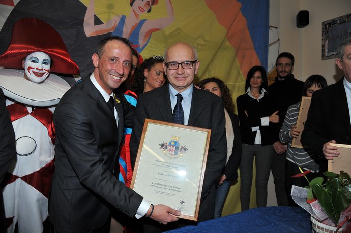 Ingrandisci la foto