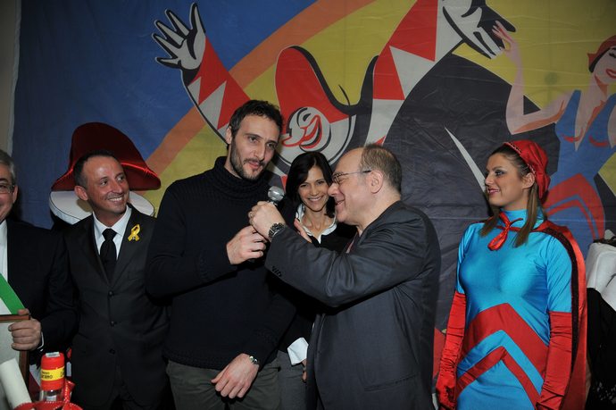 Ingrandisci la foto