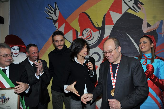 Ingrandisci la foto
