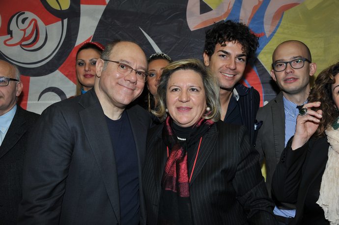 Ingrandisci la foto