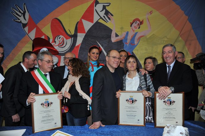 Ingrandisci la foto