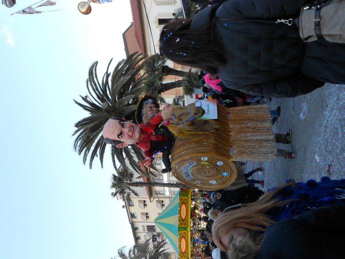 Ingrandisci la foto