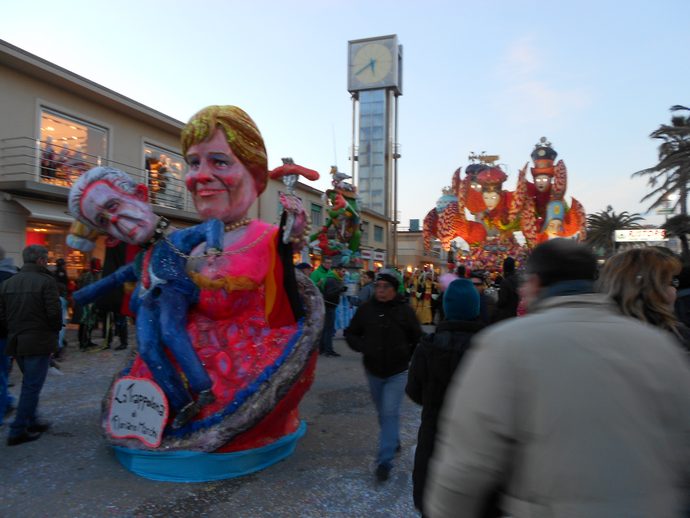 Ingrandisci la foto