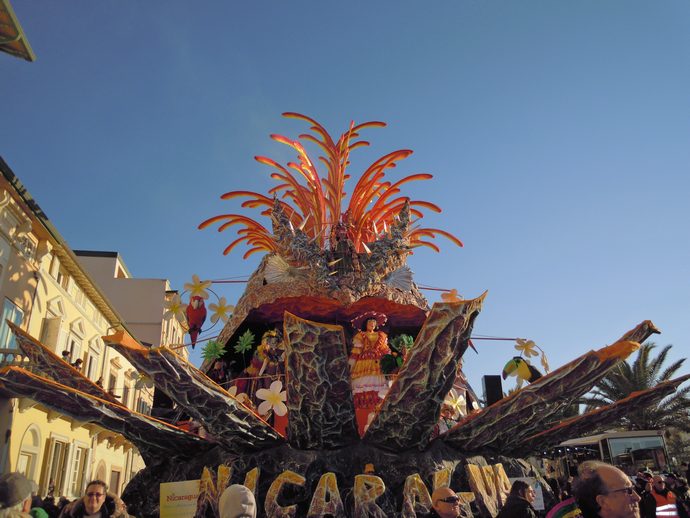 Ingrandisci la foto