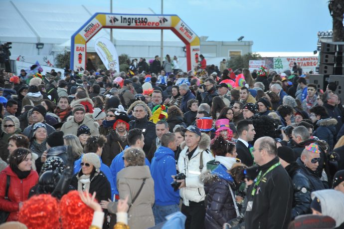 Ingrandisci la foto