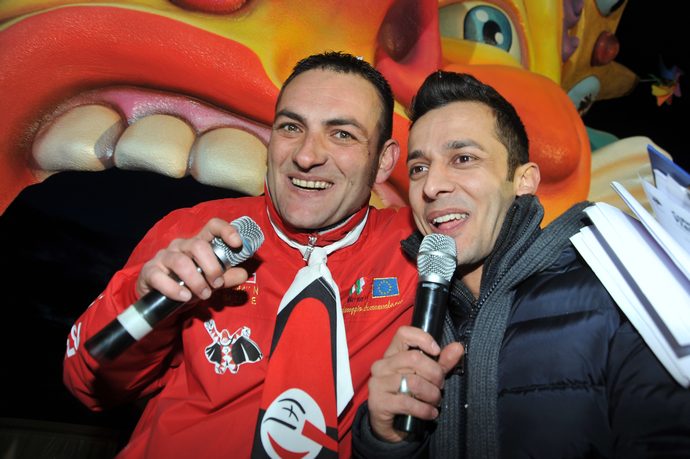 Ingrandisci la foto