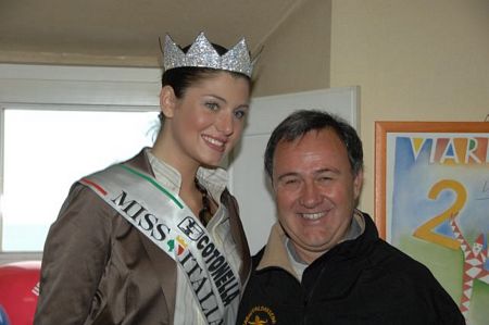 Ingrandisci la foto